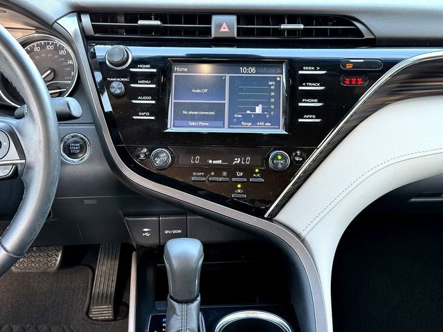 Used 2018 Toyota Camry XLE image 27