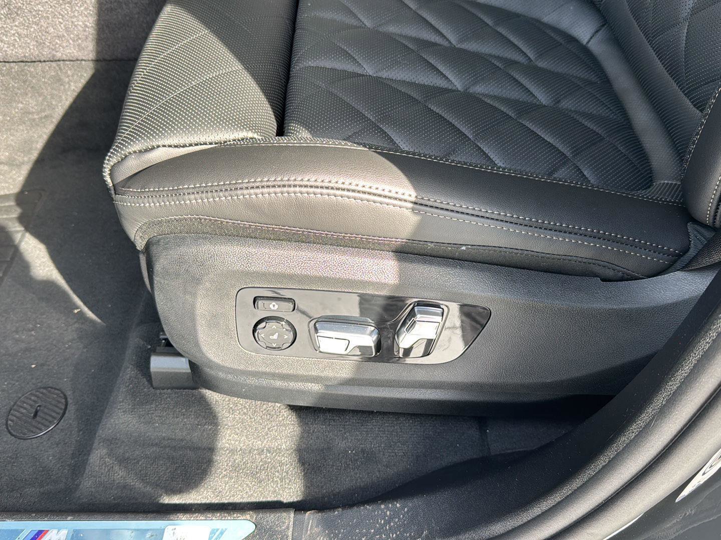 New 2026 BMW X5 sDrive40i w/ Executive Package image 28