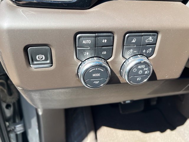 Used 2024 GMC Sierra 1500 Denali AWD/4WD image 35