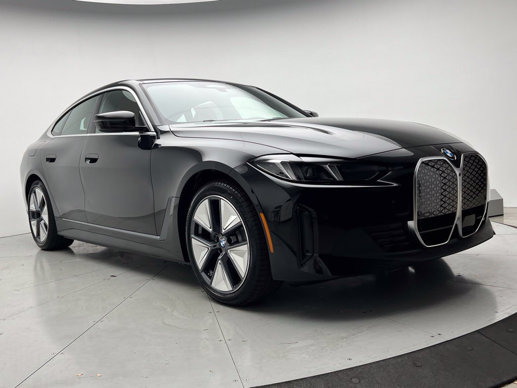 Used 2026 BMW i4 eDrive40 w/ Premium Package RWD image 2