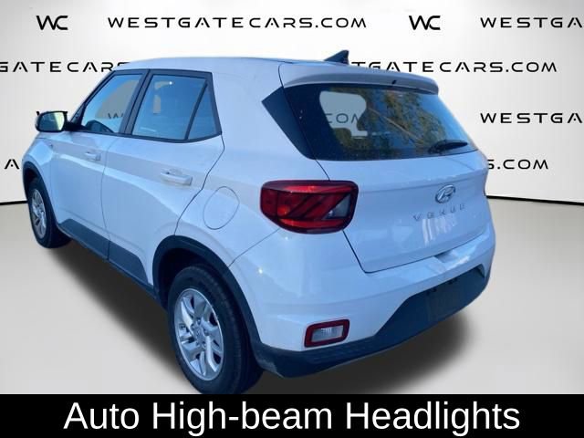 Used 2021 Hyundai Venue SE image 11
