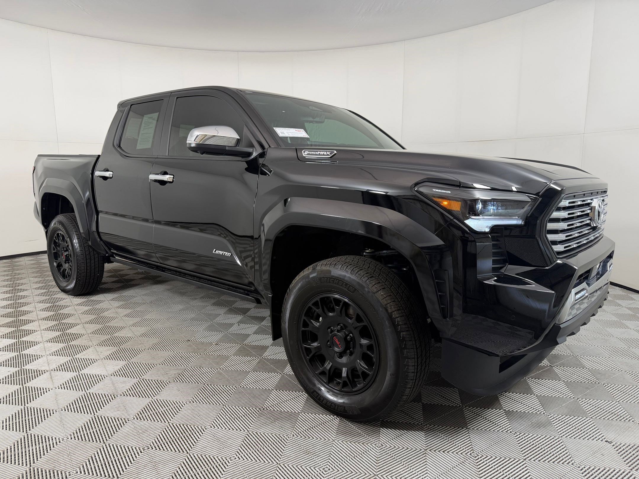Certified 2024 Toyota Tacoma Limited image 6
