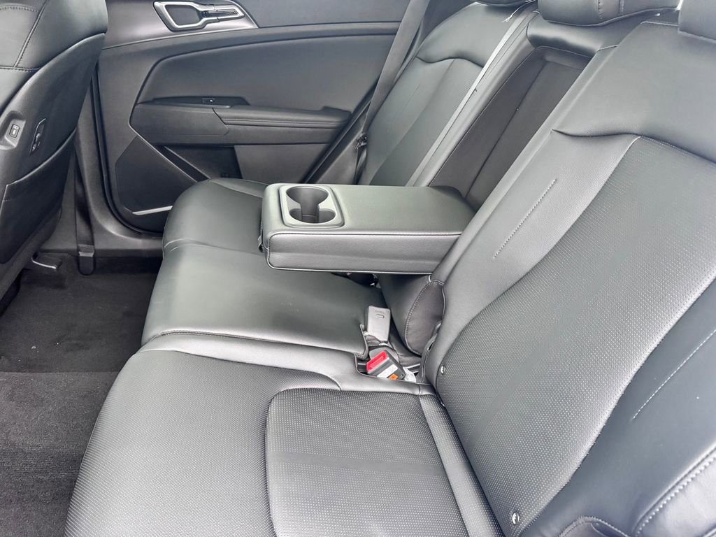 New 2026 Kia Sportage EX w/ EX Panorama Roof Package image 24