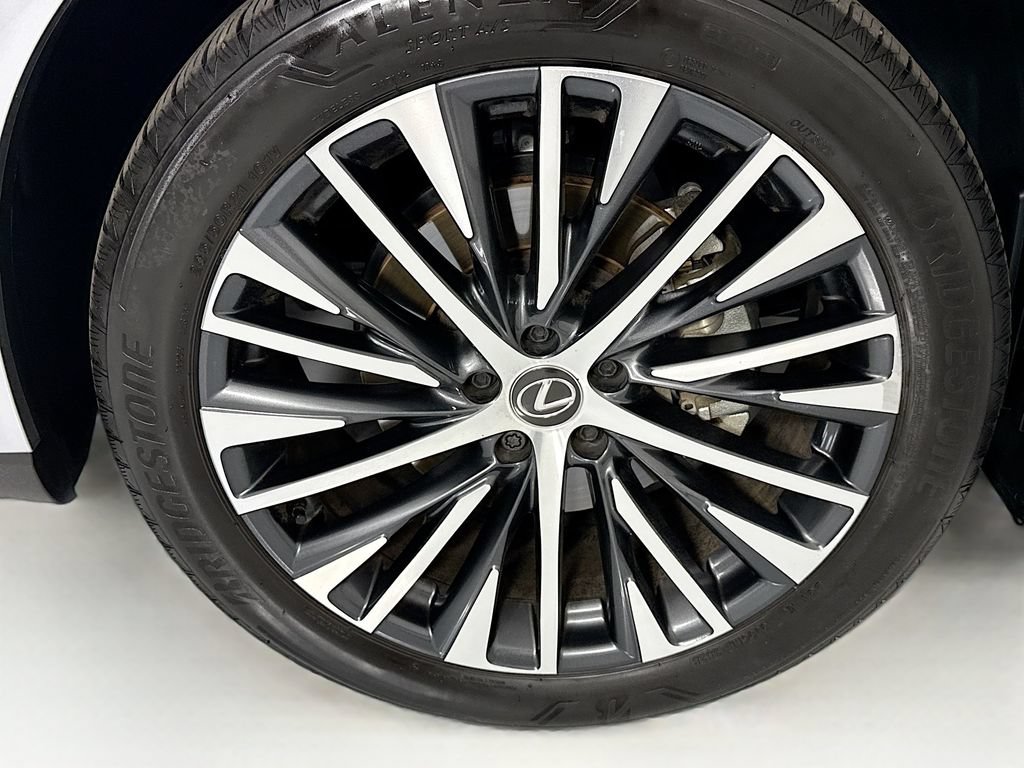 Certified 2025 Lexus RX 350 Premium Plus w/ Accessory Package FWD image 32