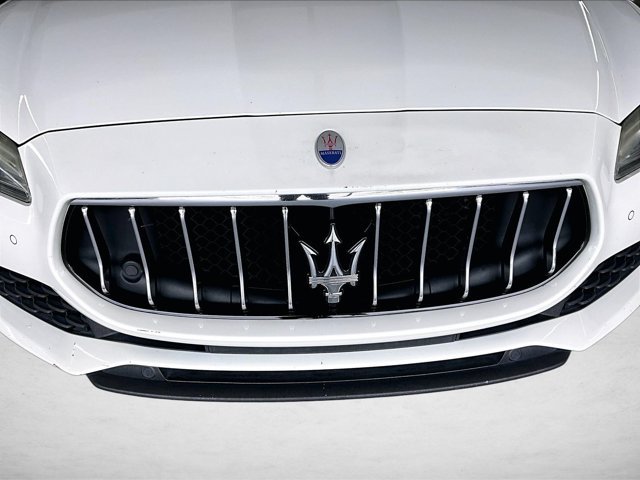 Used 2018 Maserati Quattroporte S RWD image 26