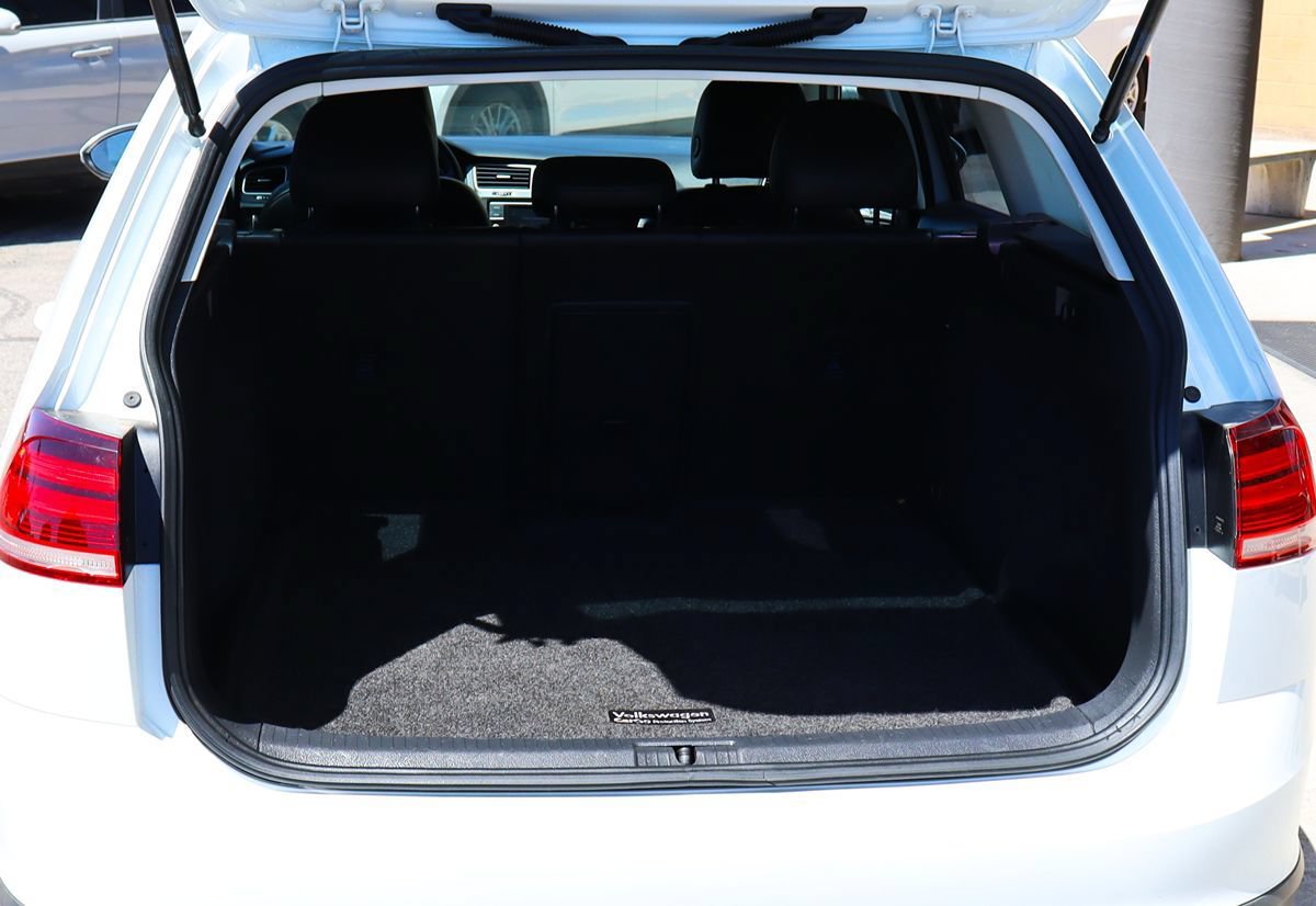 Used 2019 Volkswagen Golf Alltrack S AWD/4WD image 24