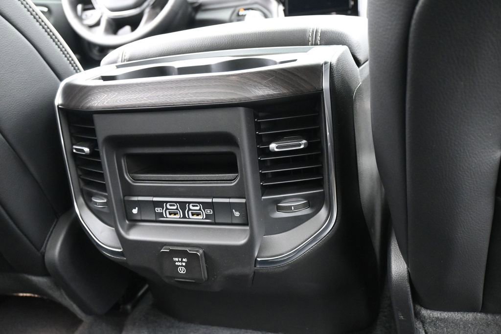 Used 2026 RAM 1500 Laramie AWD/4WD image 38