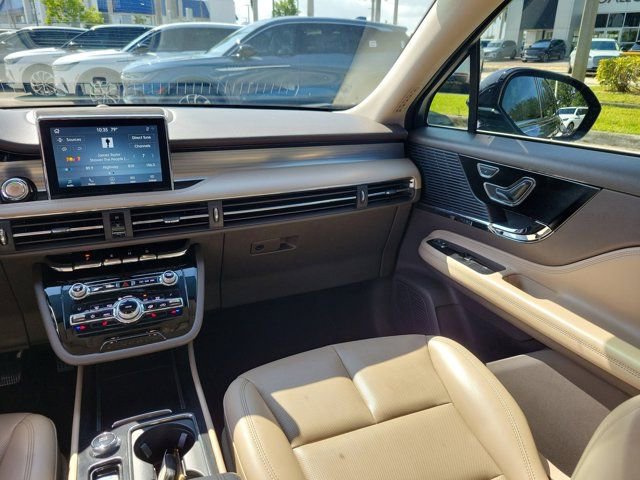 Certified 2020 Lincoln Corsair FWD w/ Equipment Group 101A image 21