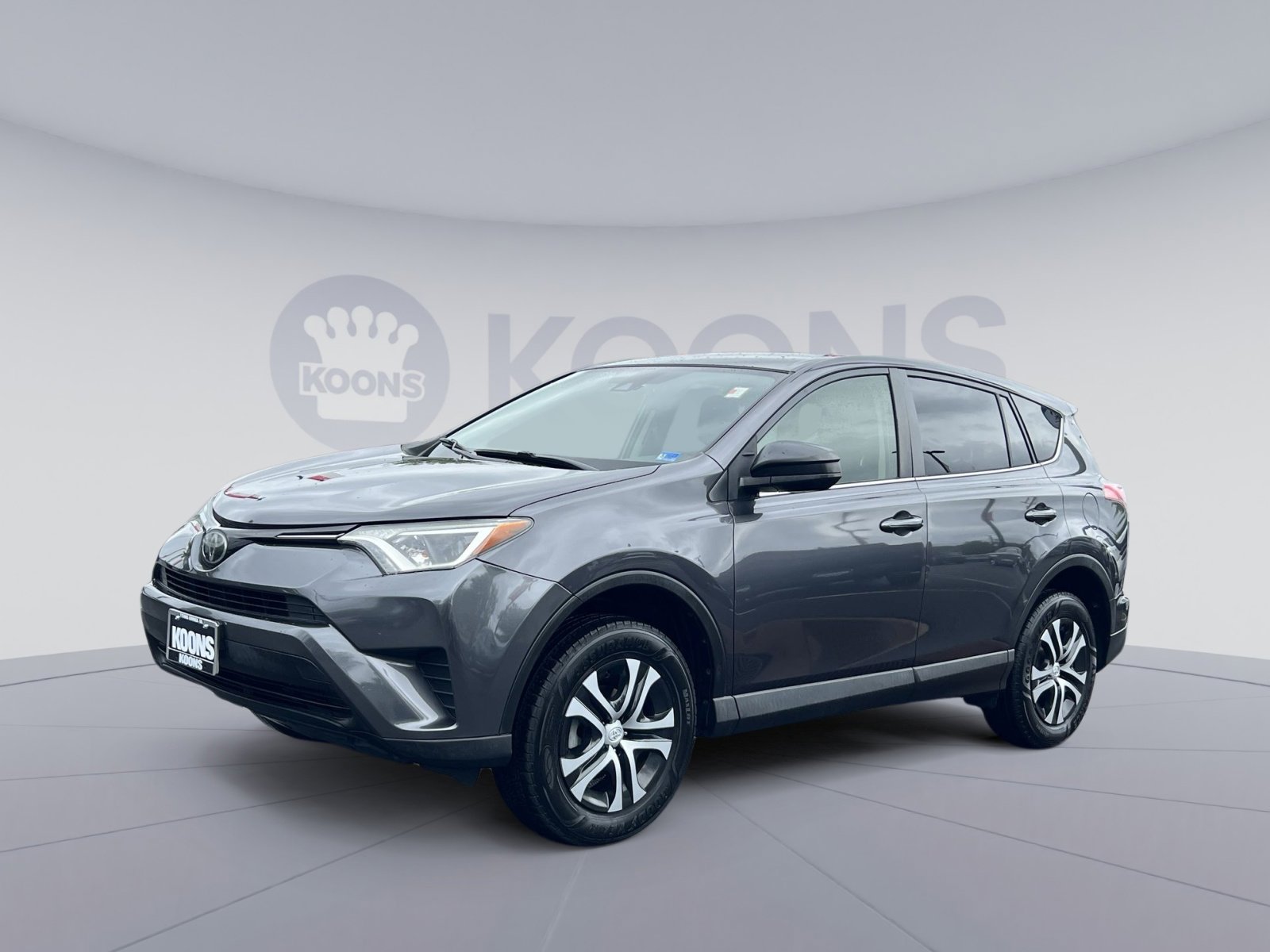 Used 2018 Toyota RAV4 LE w/ Carpet Mat Package FWD image 1