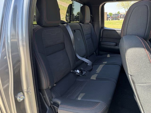 Used 2022 Nissan Frontier Pro-X RWD image 28