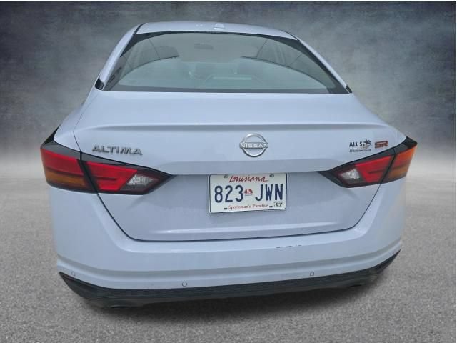 Used 2024 Nissan Altima 2.5 SR FWD image 8