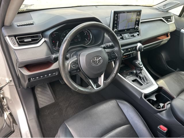 Used 2021 Toyota RAV4 Limited FWD image 13