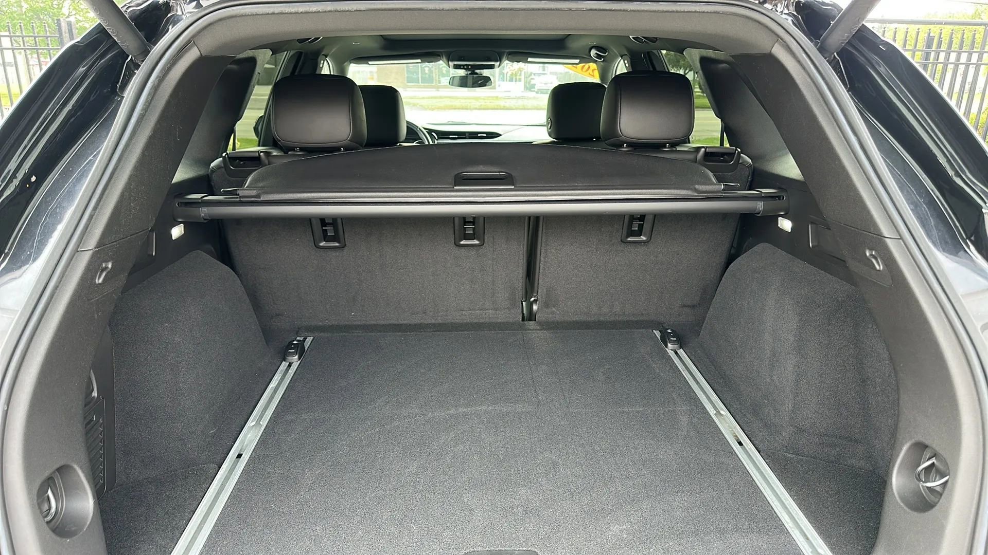 Used 2022 Cadillac XT5 Premium Luxury image 18