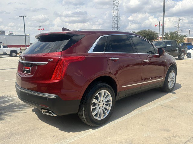 Used 2017 Cadillac XT5 FWD image 7