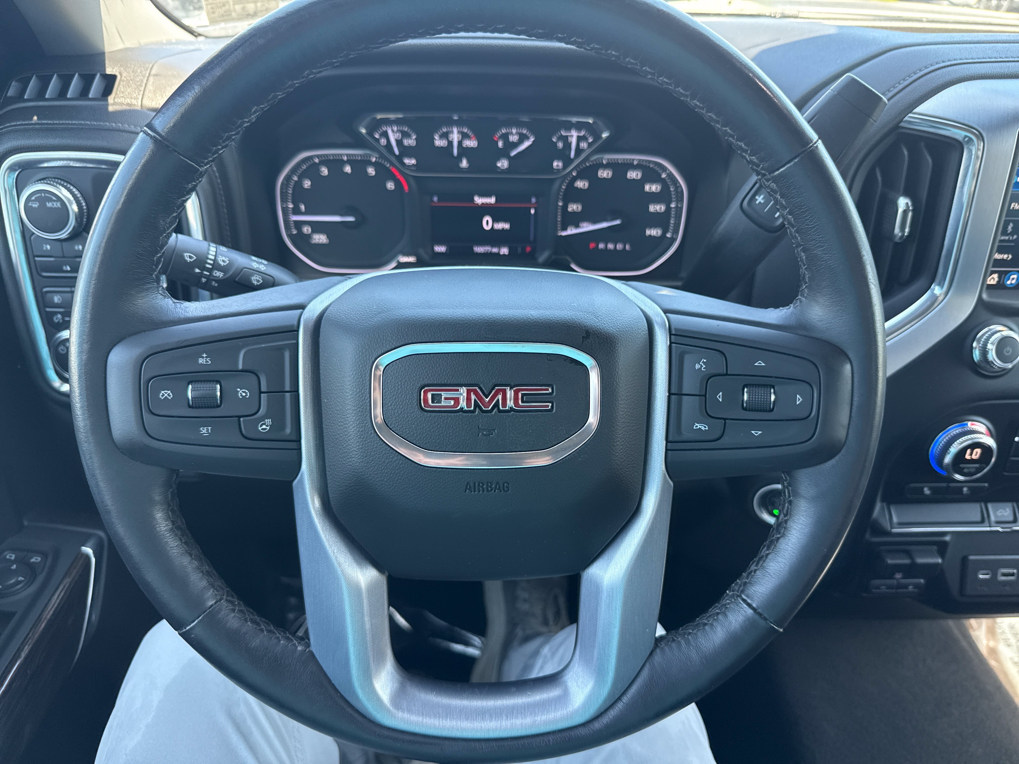 Used 2022 GMC Sierra 3500 SLE w/ SLE Convenience Package AWD/4WD image 16