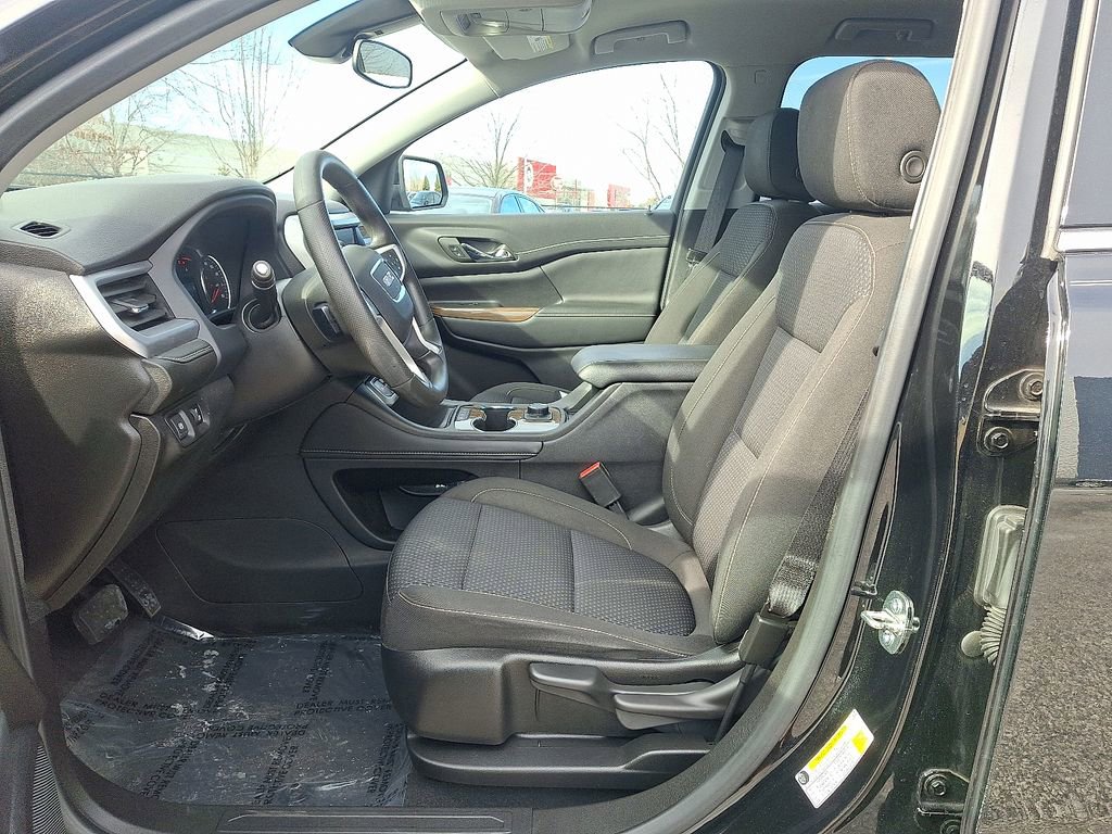 Used 2023 GMC Acadia SLE image 14