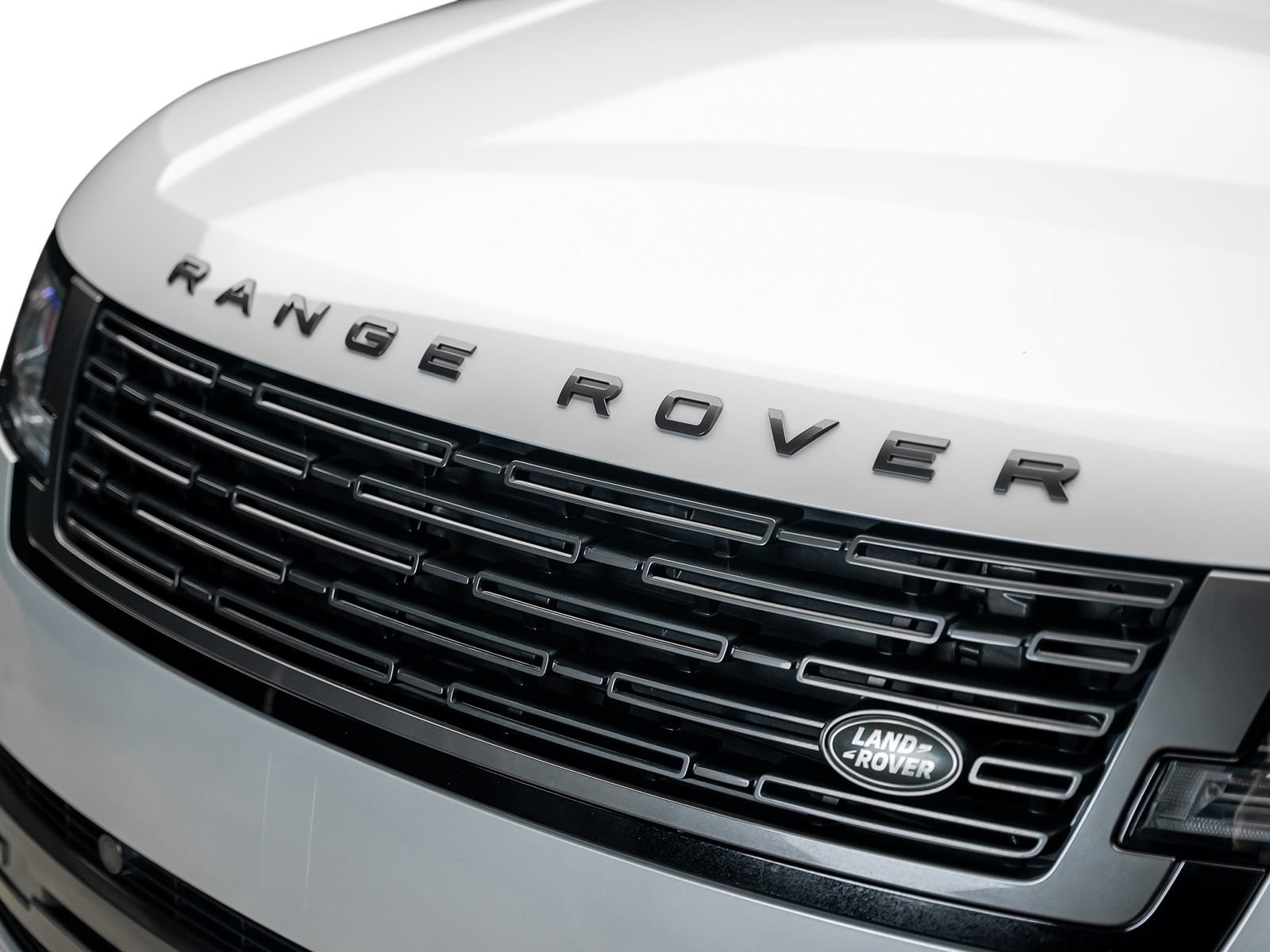 Used 2025 Land Rover Range Rover Long Wheelbase Autobiography AWD/4WD image 5