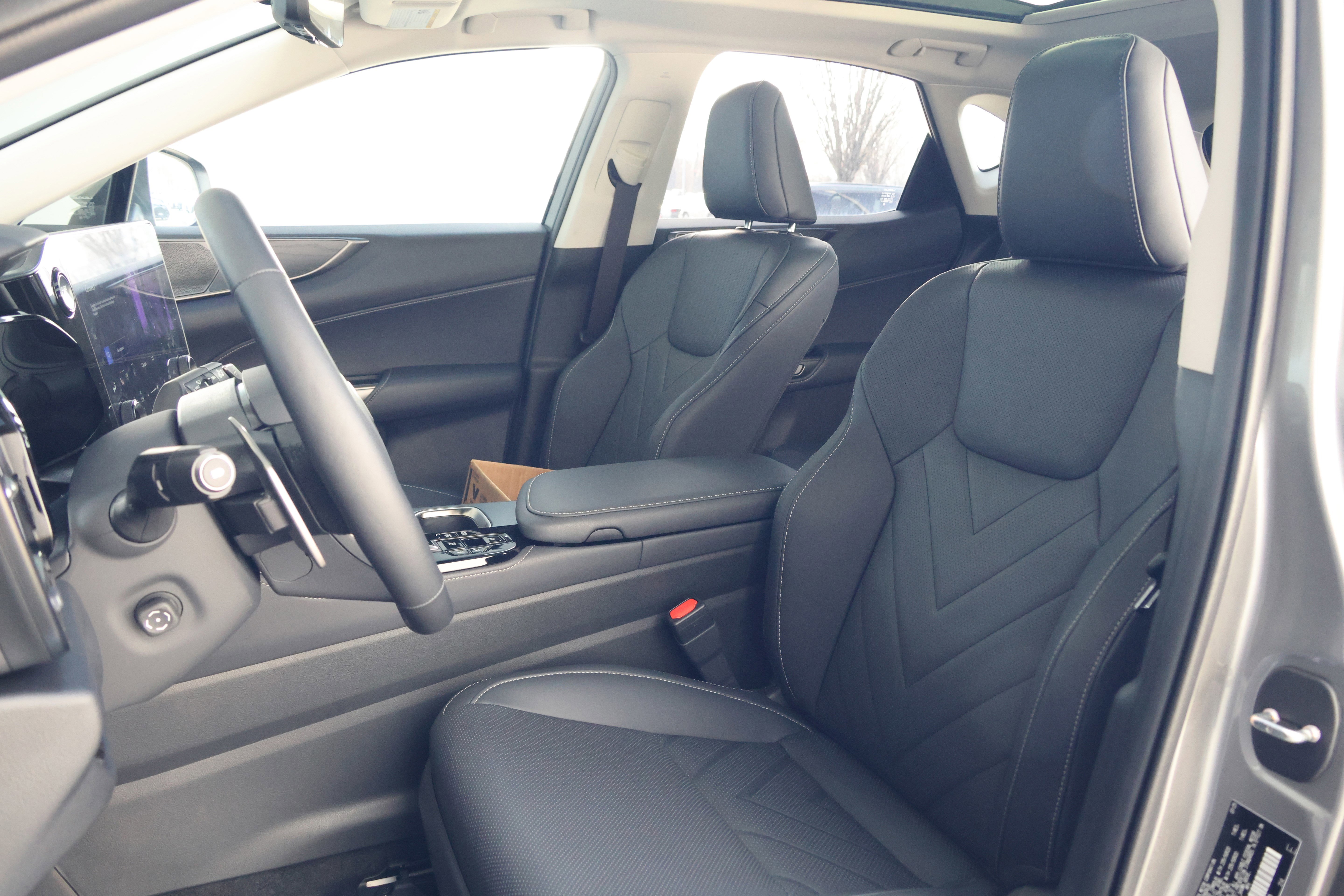 Certified 2025 Lexus NX 450h+ AWD w/ Accessory Package (K3) image 38