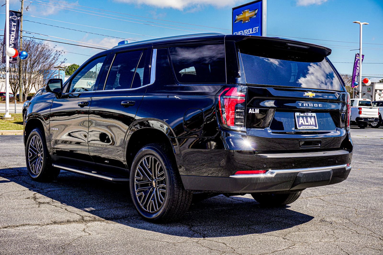 New 2026 Chevrolet Tahoe LS image 6