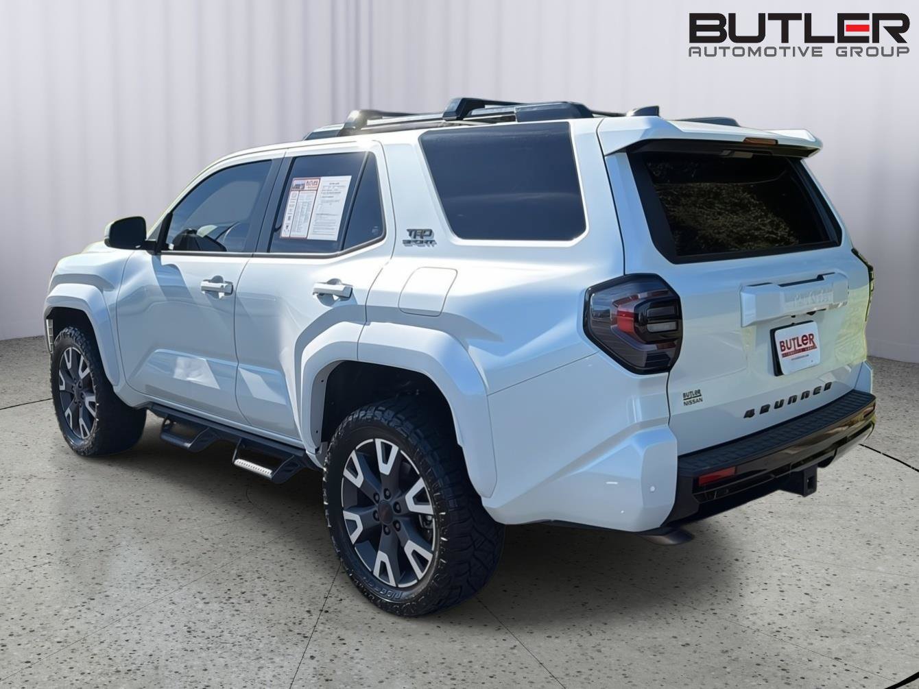 Used 2025 Toyota 4Runner TRD Sport AWD/4WD image 4