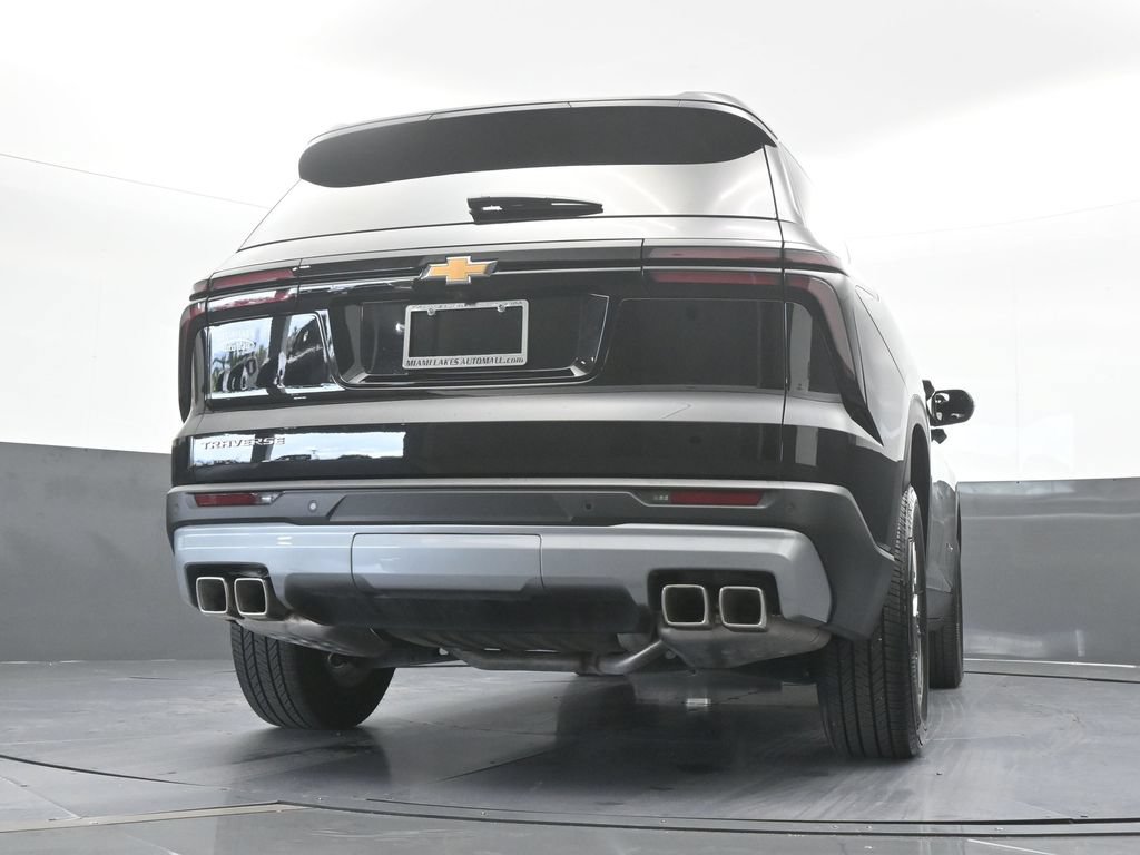 Used 2026 Chevrolet Traverse LT FWD image 58