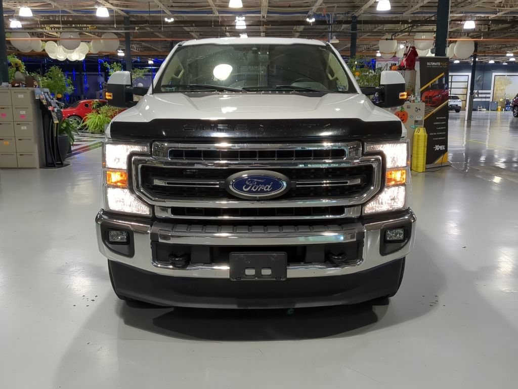 Used 2022 Ford F250 Lariat w/ Lariat Ultimate Package AWD/4WD image 3