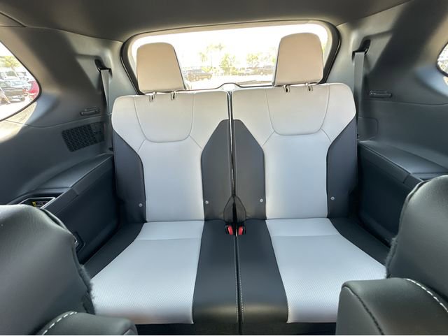 New 2026 Lexus TX 500h AWD image 17