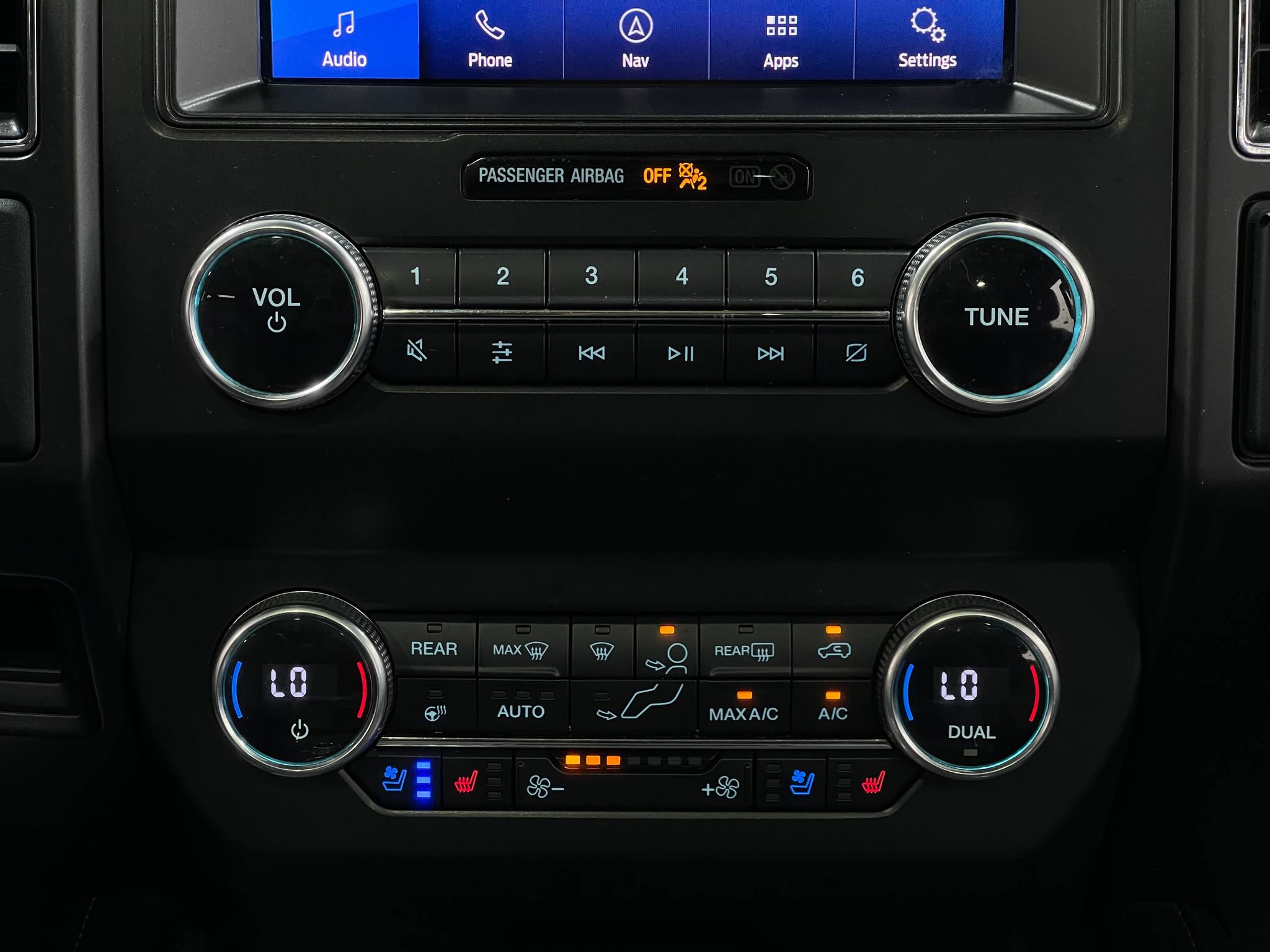 Used 2021 Ford Expedition Max Limited AWD/4WD image 25