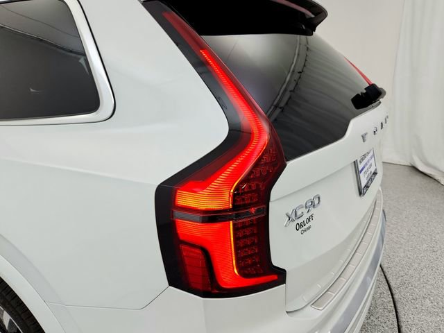 New 2026 Volvo XC90 B6 Plus w/ Protection Package Premier image 19