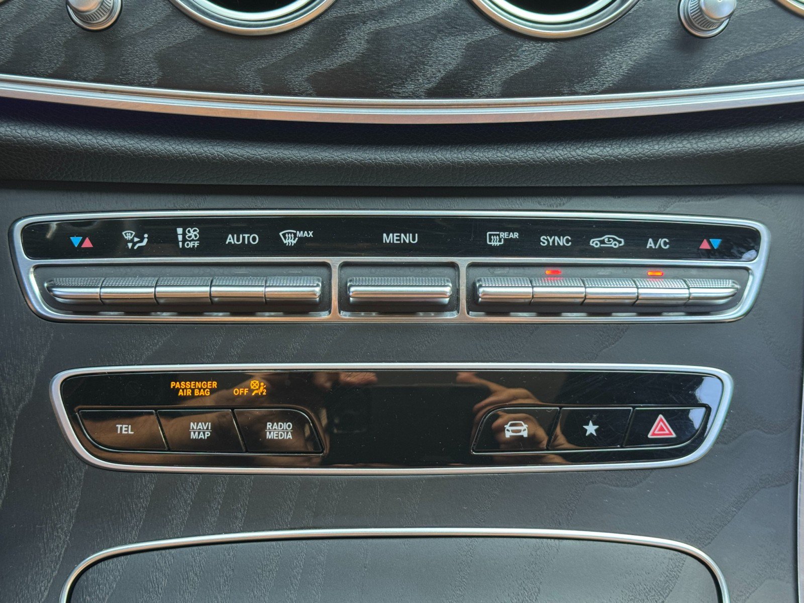 Used 2022 Mercedes-Benz E 350 Sedan w/ AMG Line Exterior image 32