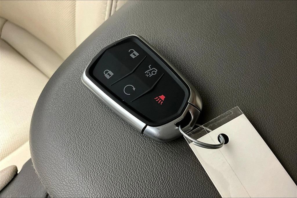 Used 2021 Cadillac XT6 Premium Luxury image 13