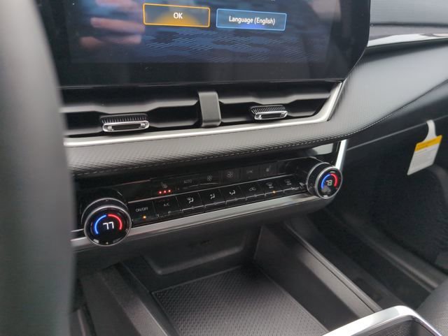 New 2026 Chevrolet Equinox LT w/ Convenience Package II image 21