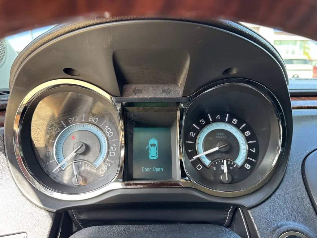 Used 2011 Buick LaCrosse CXL w/ Luxury Package image 28