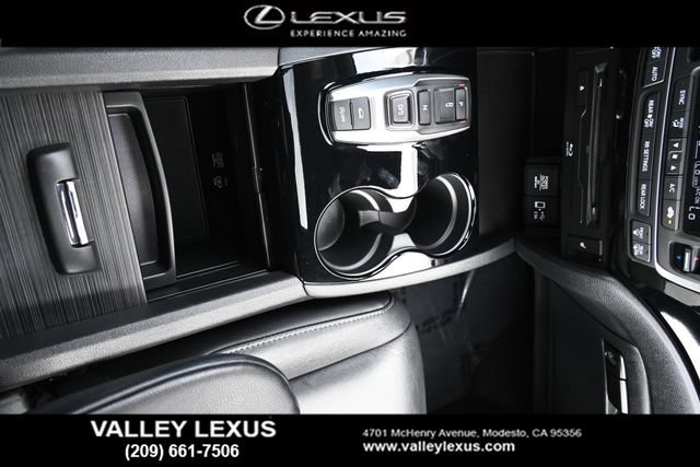 Used 2020 Honda Pilot Touring image 9