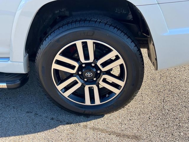 Used 2020 Toyota 4Runner Limited image 14