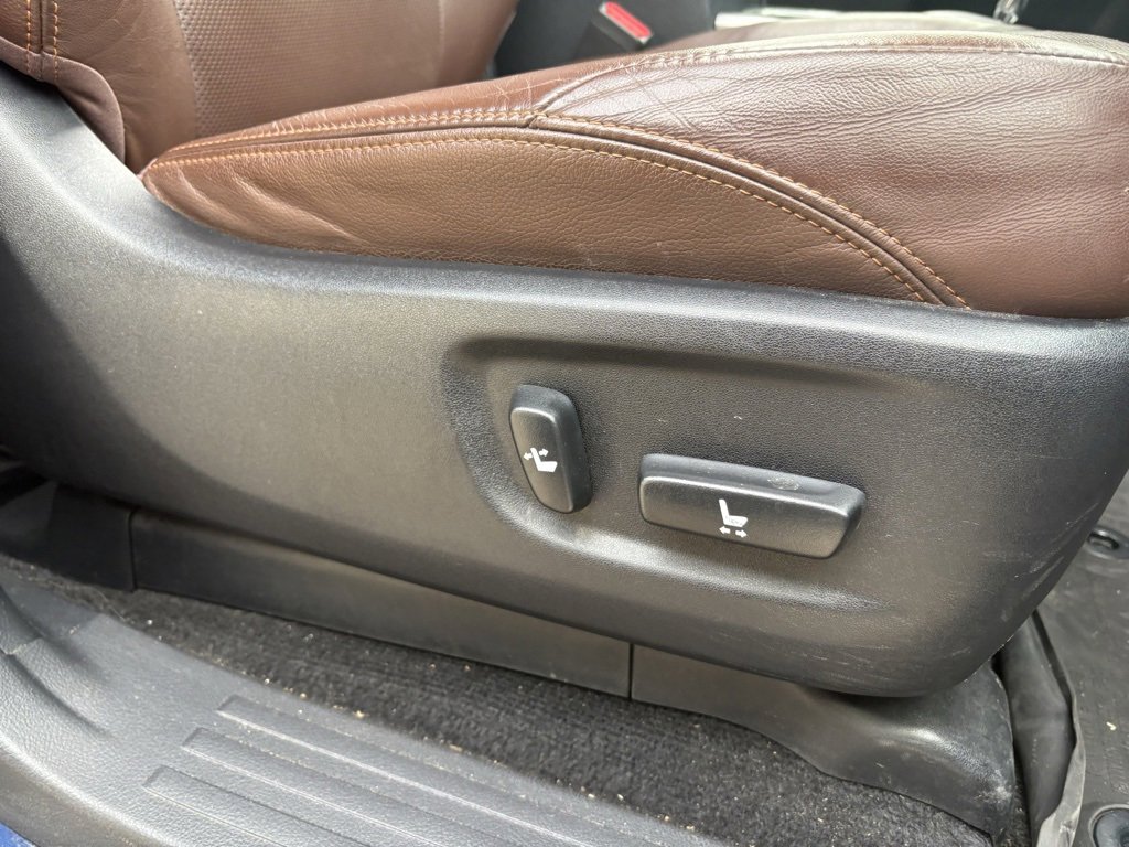 Used 2019 Toyota 4Runner Limited image 29