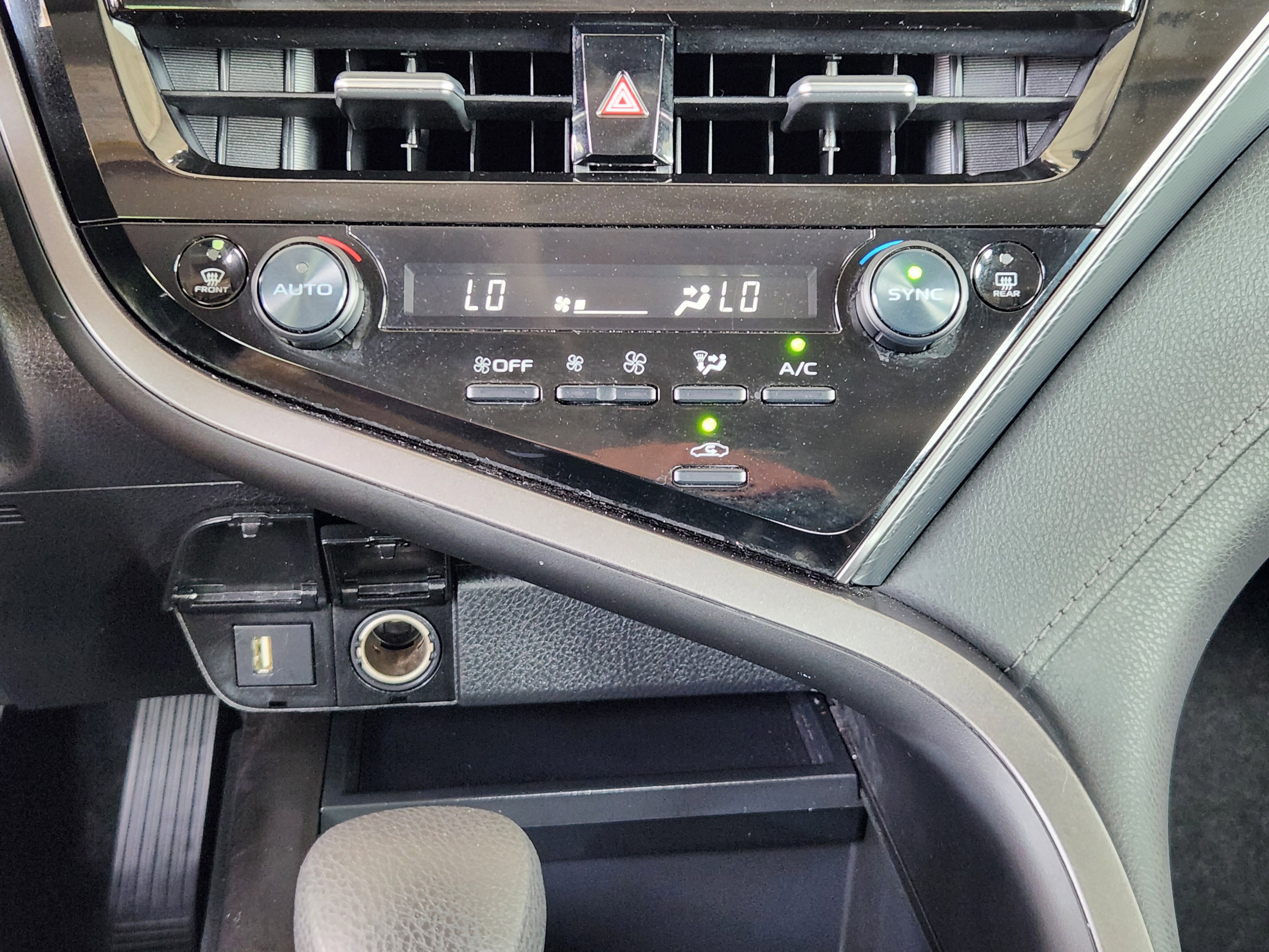 Used 2024 Toyota Camry LE FWD image 20
