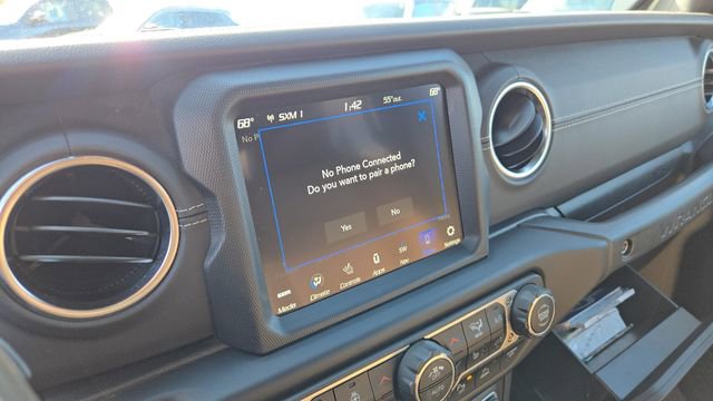 Certified 2022 Jeep Wrangler Unlimited Rubicon 4xe w/ Cold Weather Group image 20