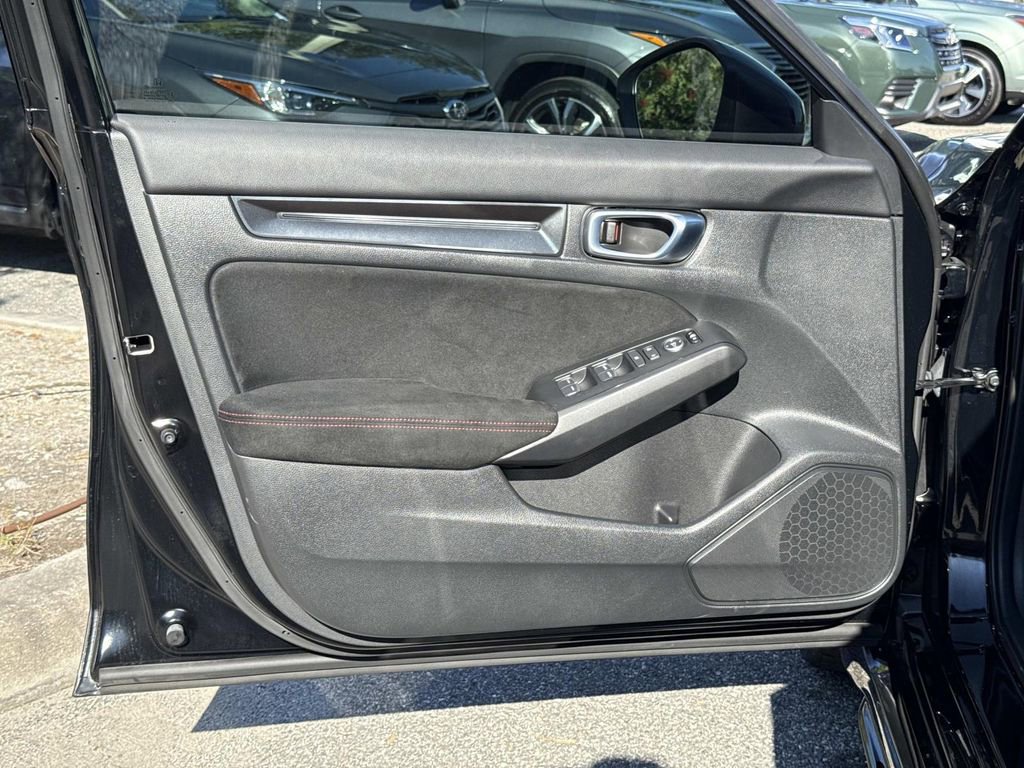 Used 2025 Honda Civic Type R image 22