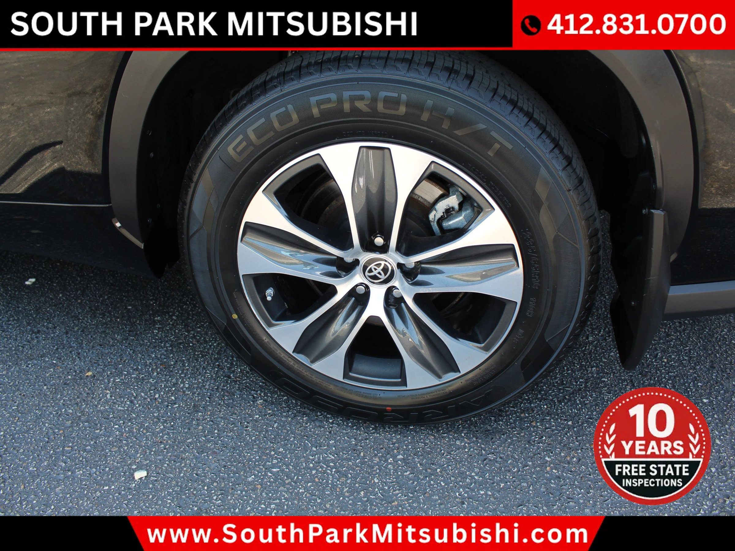 Used 2022 Toyota Highlander XLE AWD/4WD image 34