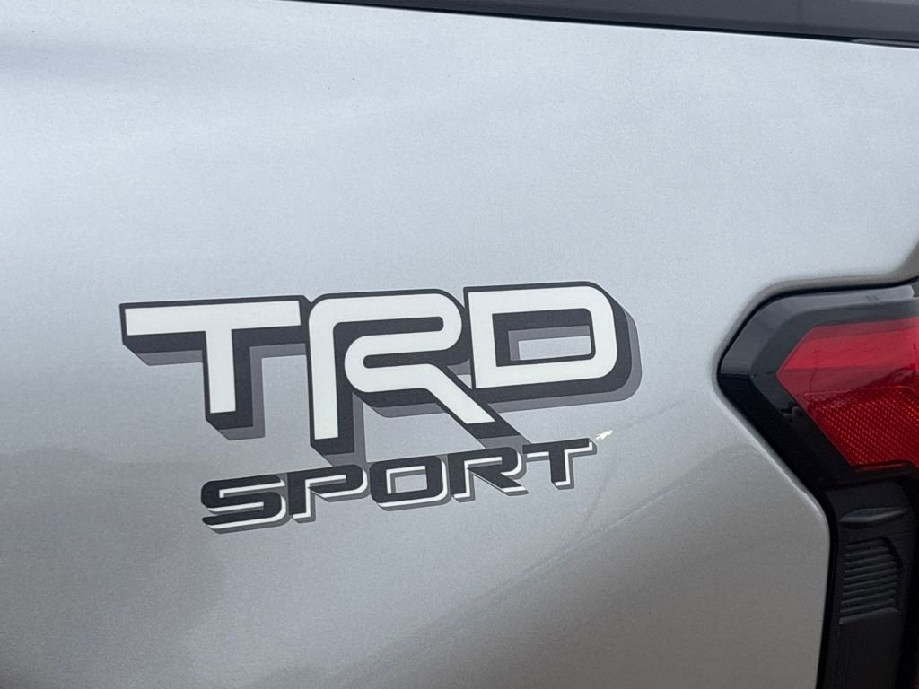 Used 2024 Toyota Tacoma TRD Sport w/ TRD Sport Upgrade Package image 30