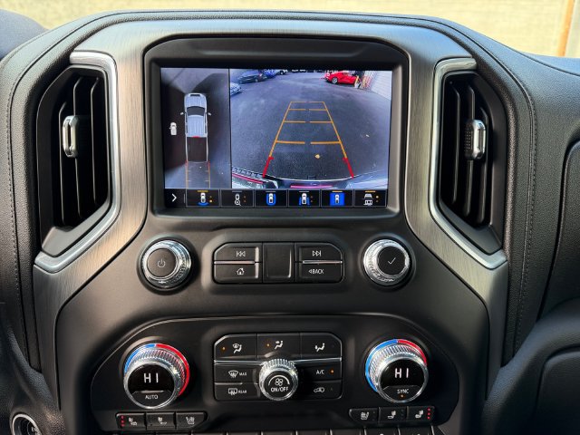 Used 2021 GMC Sierra 3500 Denali w/ Denali Ultimate Package AWD/4WD image 16