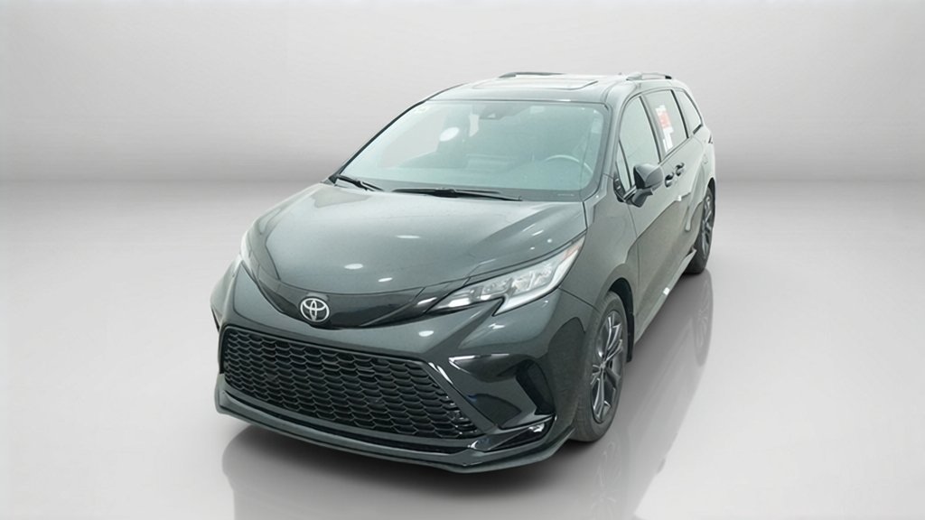 New 2026 Toyota Sienna XSE FWD image 10