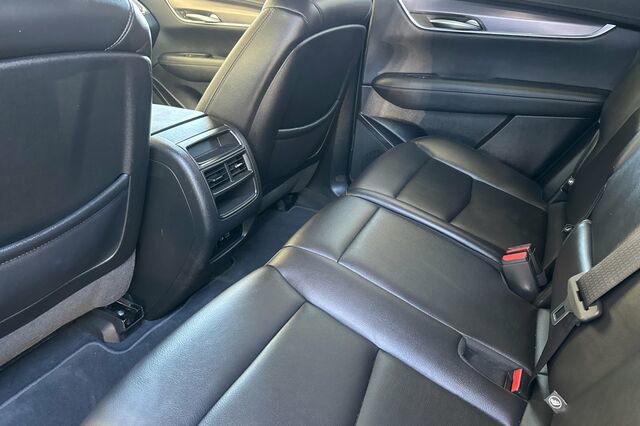 Certified 2023 Cadillac XT5 Luxury image 12