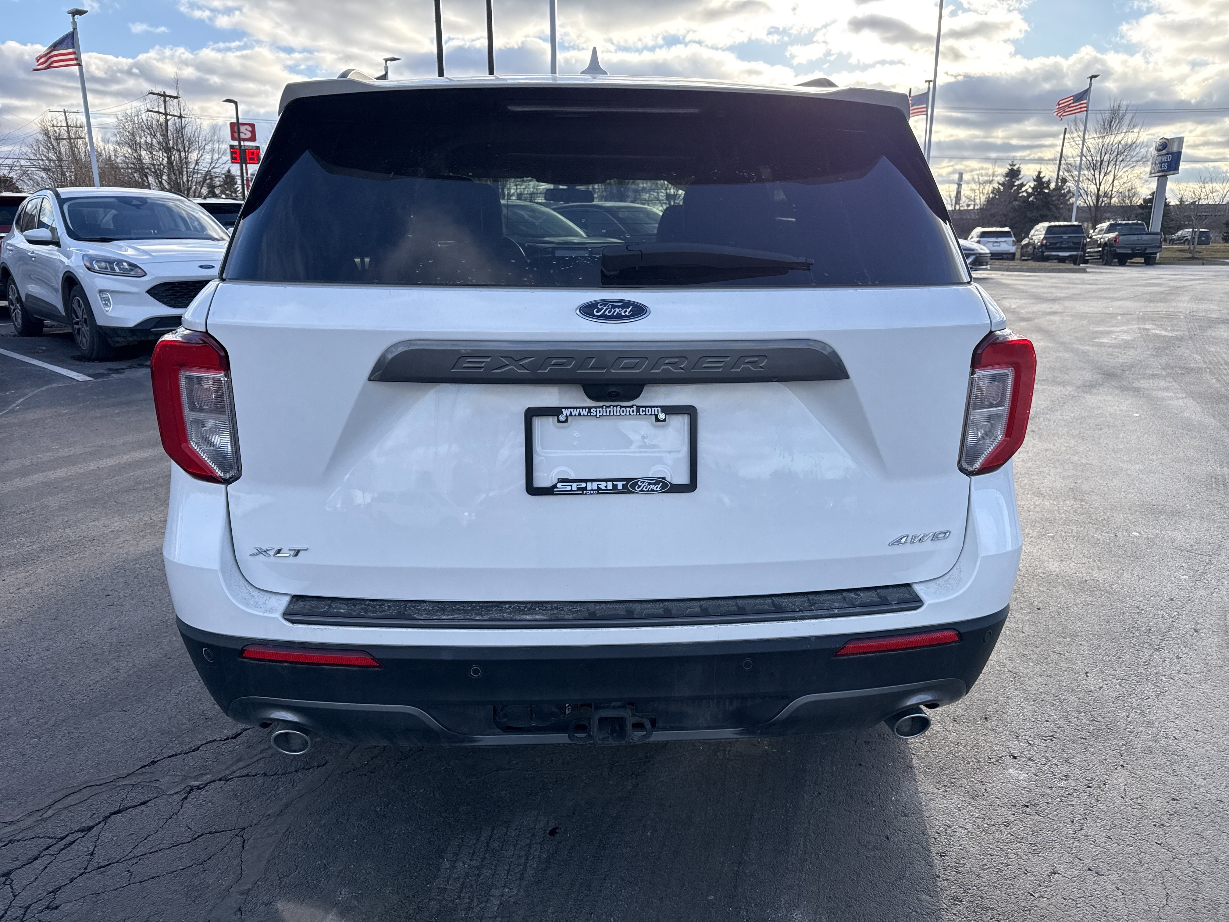 Certified 2023 Ford Explorer XLT w/ Equipment Group 202A image 6