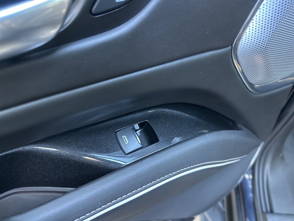 Used 2023 Cadillac Escalade Sport Platinum image 15