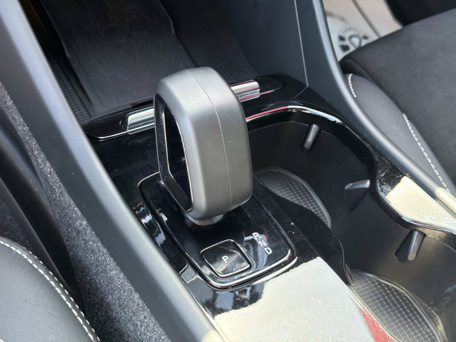 Certified 2023 Volvo C40 P8 Recharge Ultimate AWD/4WD image 14