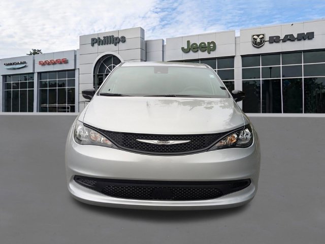 New 2026 Chrysler Voyager LX FWD image 9