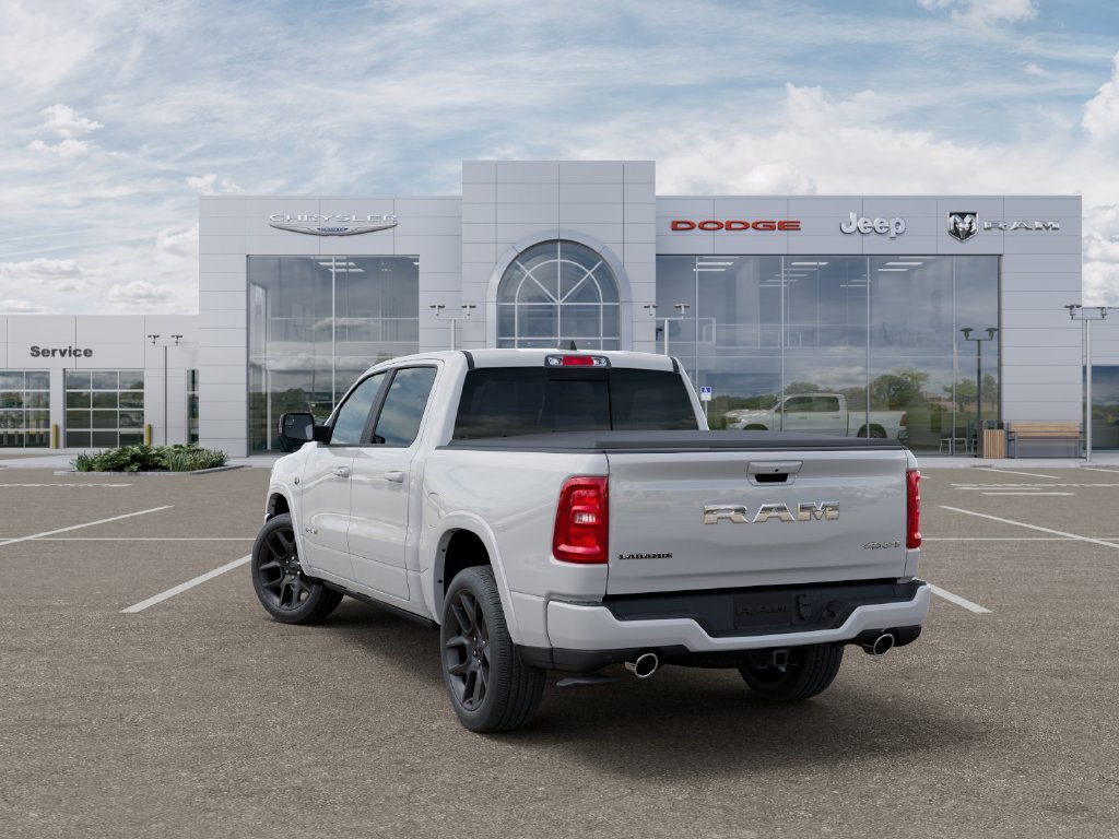 New 2026 RAM 1500 Laramie AWD/4WD image 3
