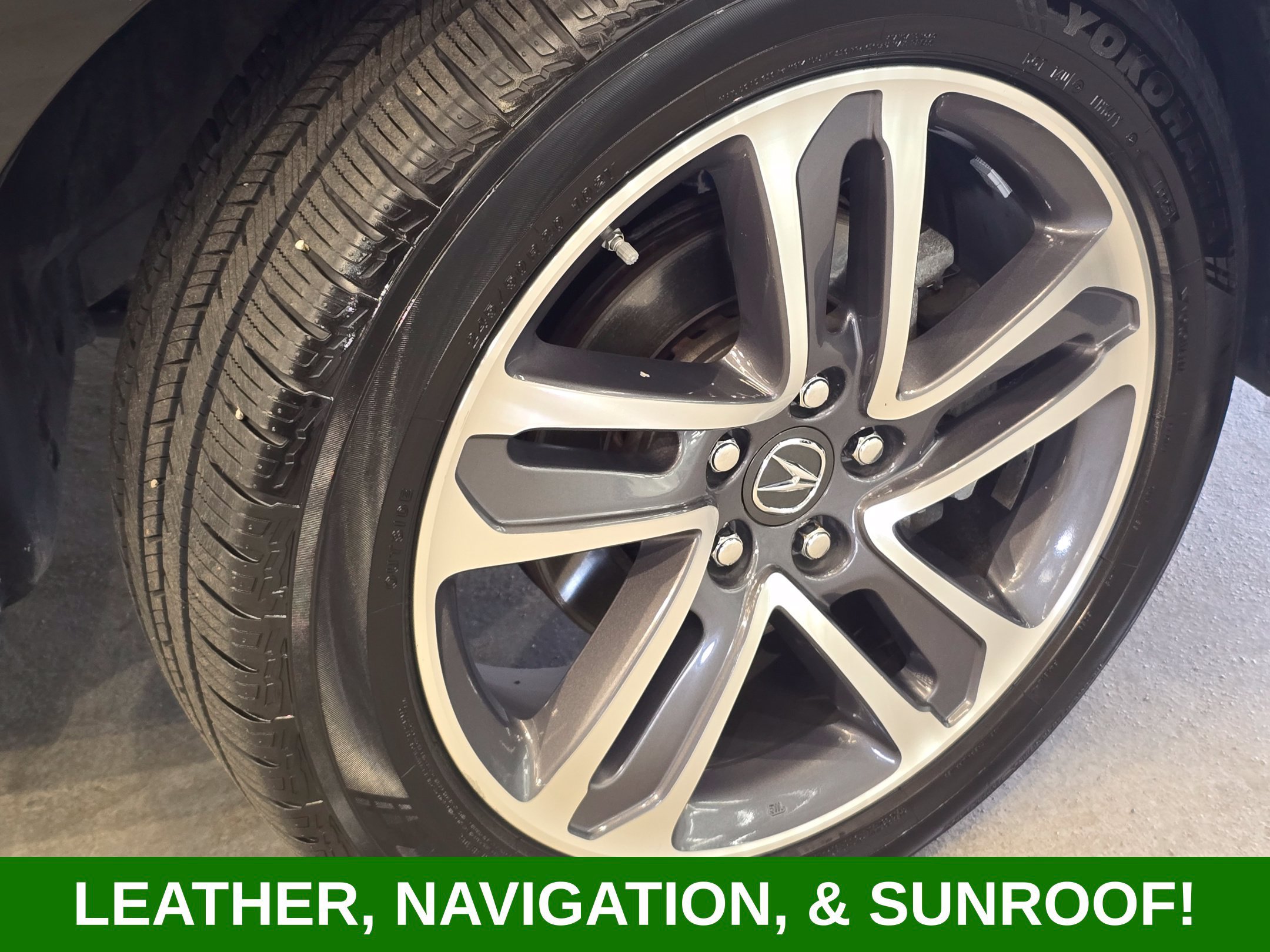 Used 2018 Acura MDX w/ Advance Package AWD/4WD image 25